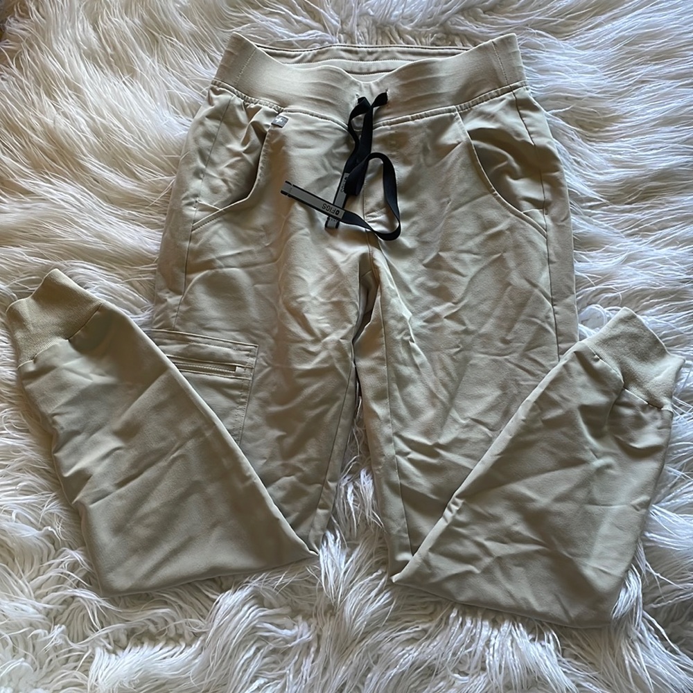 Figs Scrub Joggers Petite XS Bone